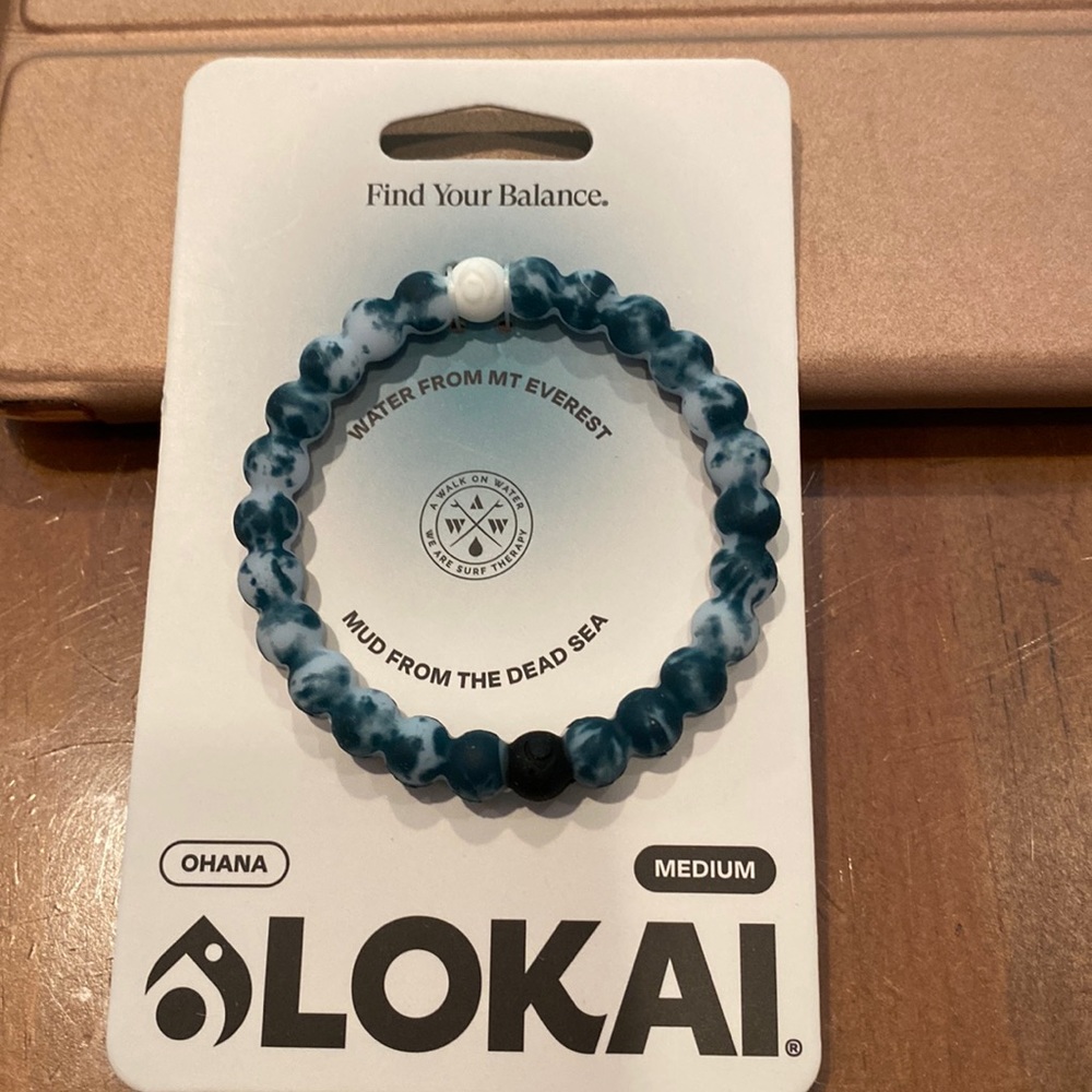 Beautiful Brandi new lokai bracelet size med blue marble